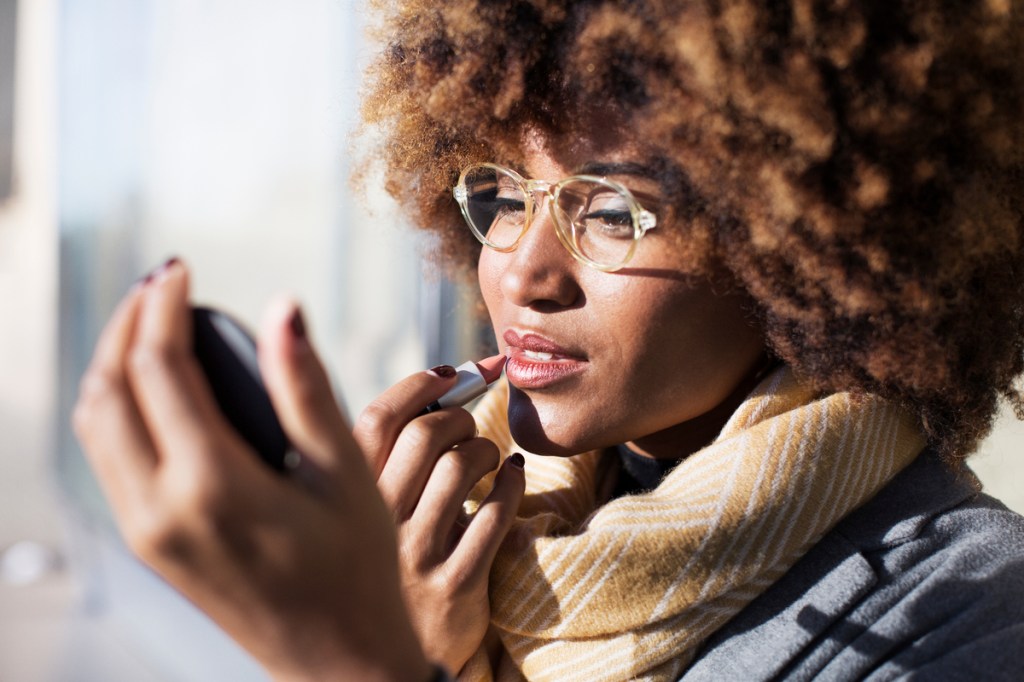 NielsenIQ Beauty Buzz : évoluer dans le paysage de l’e-commerce des produits de beauté en France